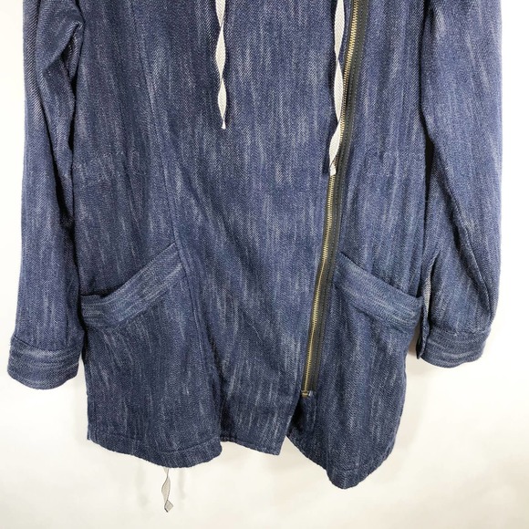 Cabi Medium Adventure Anorak Hooded Chambray Jacket Love Carol Collection GH - Picture 9 of 10